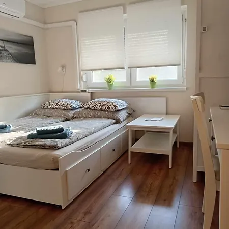 Salubris Διαμέρισμα Harkány